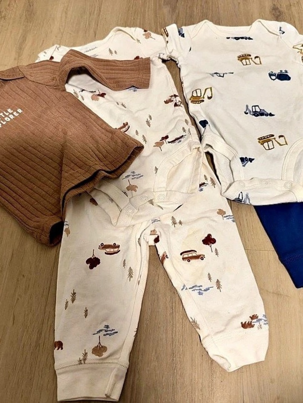 Carter's Little Explorer 4-Piece Bodysuit & Pant Set